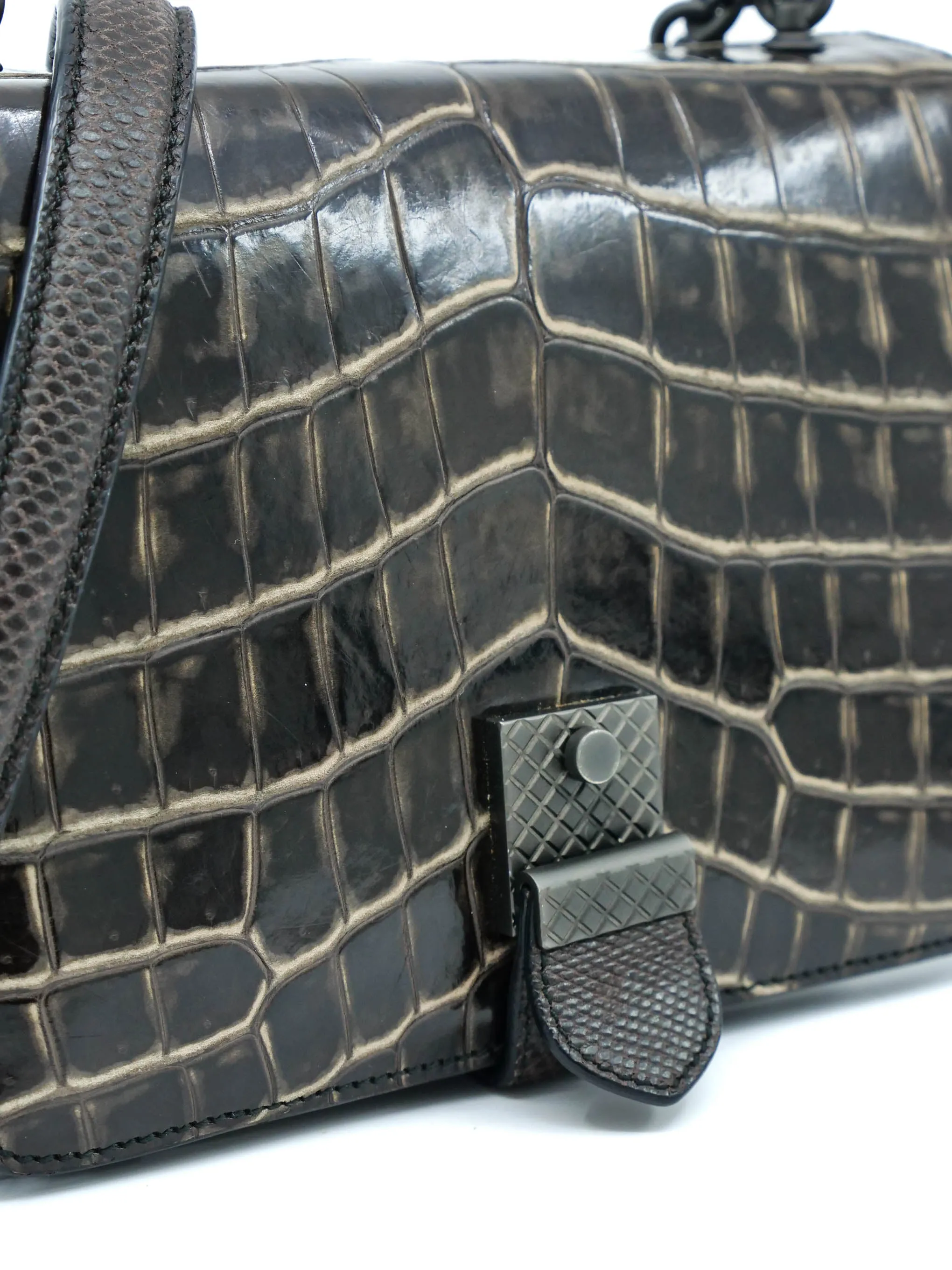 2017 Bottega Veneta Embossed Crocodile Accordion Chain Bag