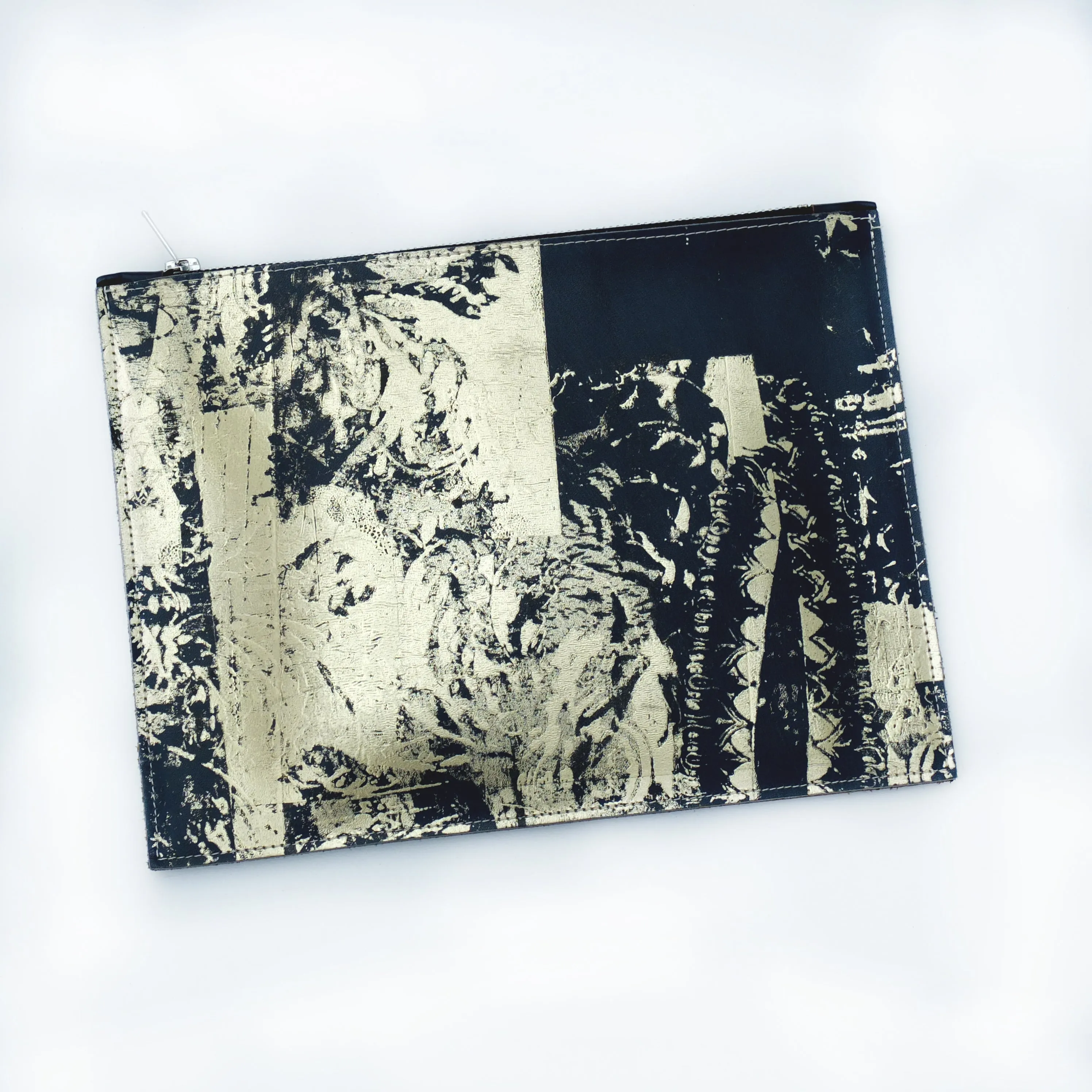 Chelsea Large Leather Clutches
