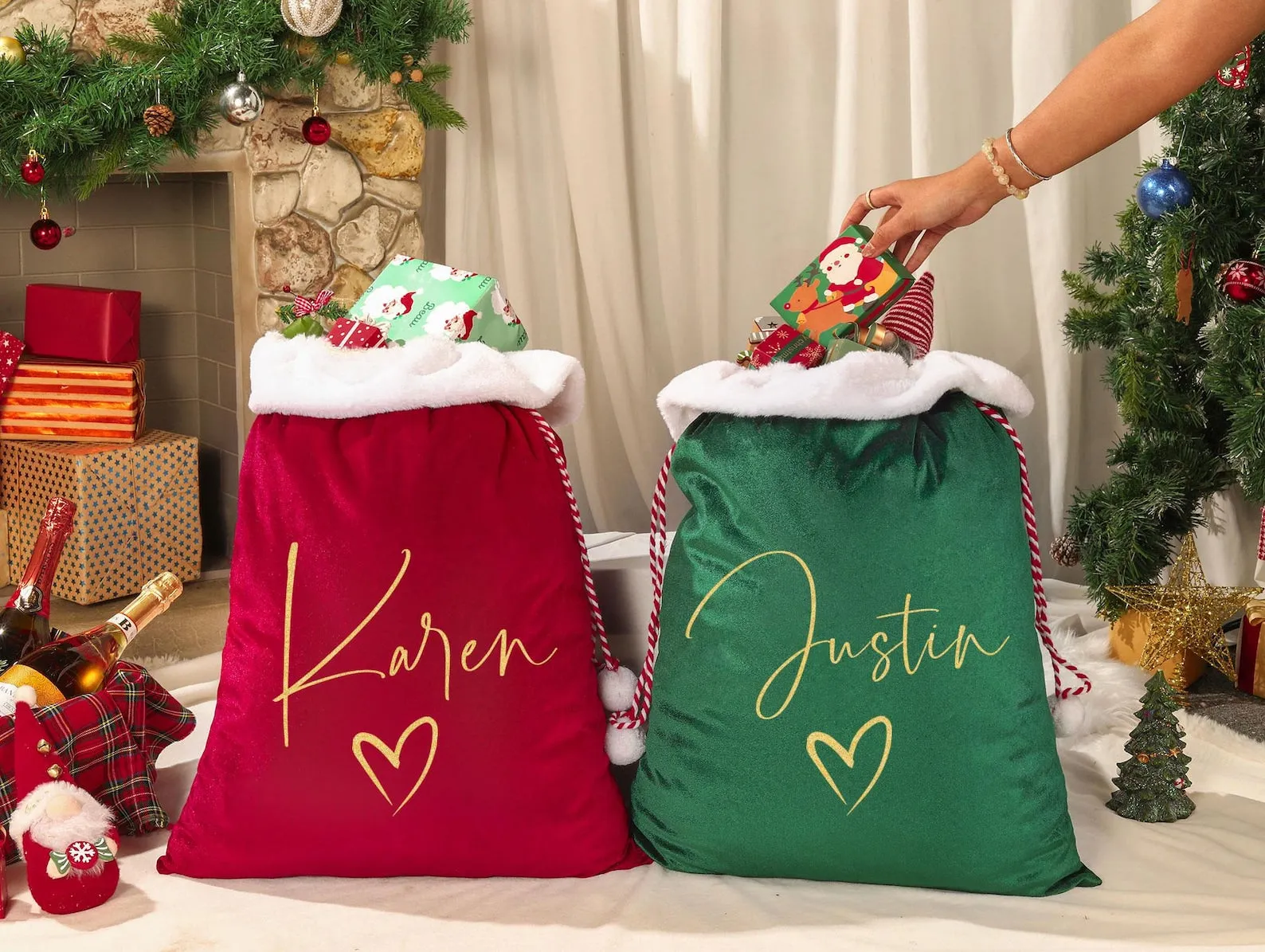 Personalised Velvet Santa Sack, Christmas Santa Sack, Christmas Gift Bag for Kids and Adults and pet, Christmas Gift Bag, Xmas.
