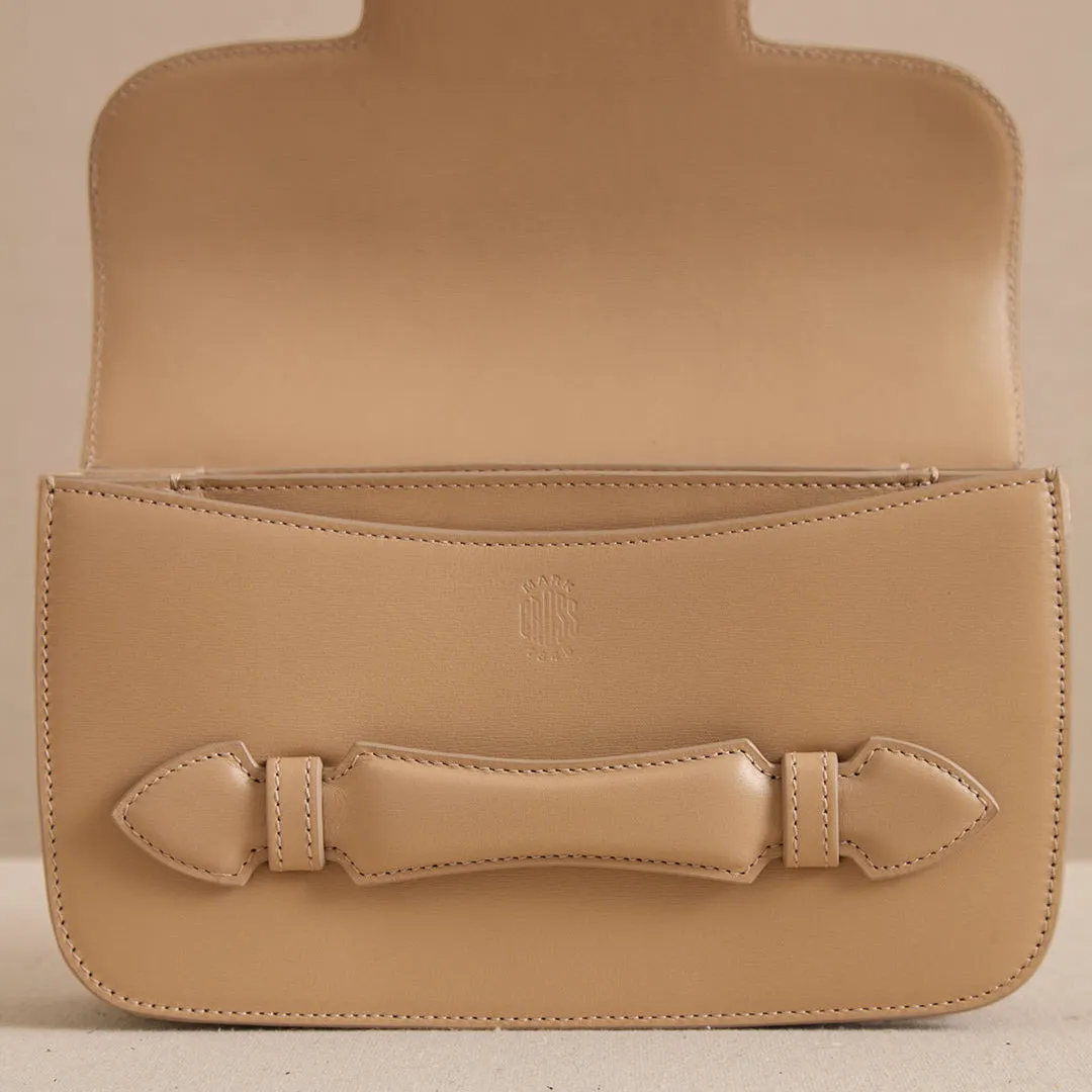 Romy Clutch in Natural
