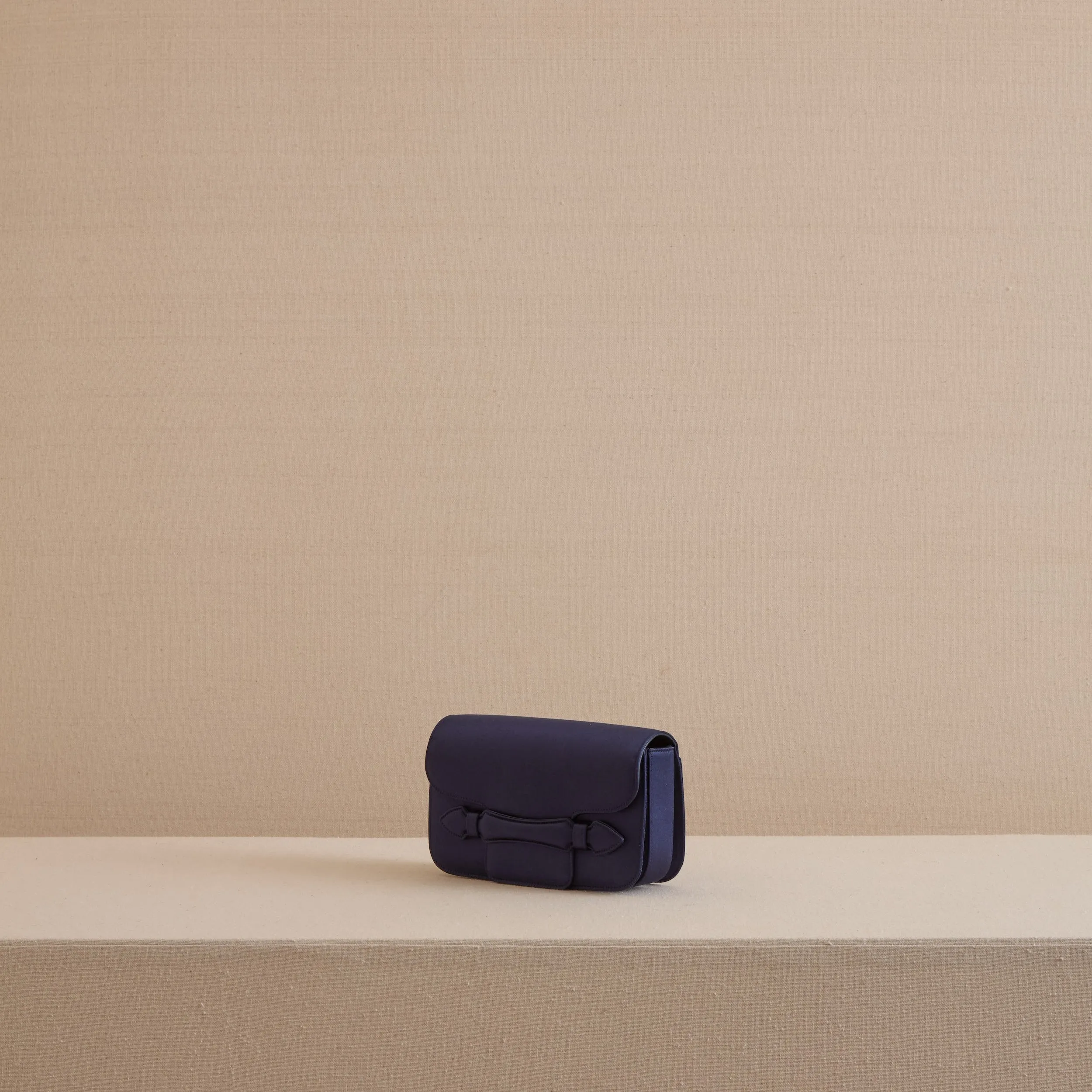 Romy Clutch in Navy