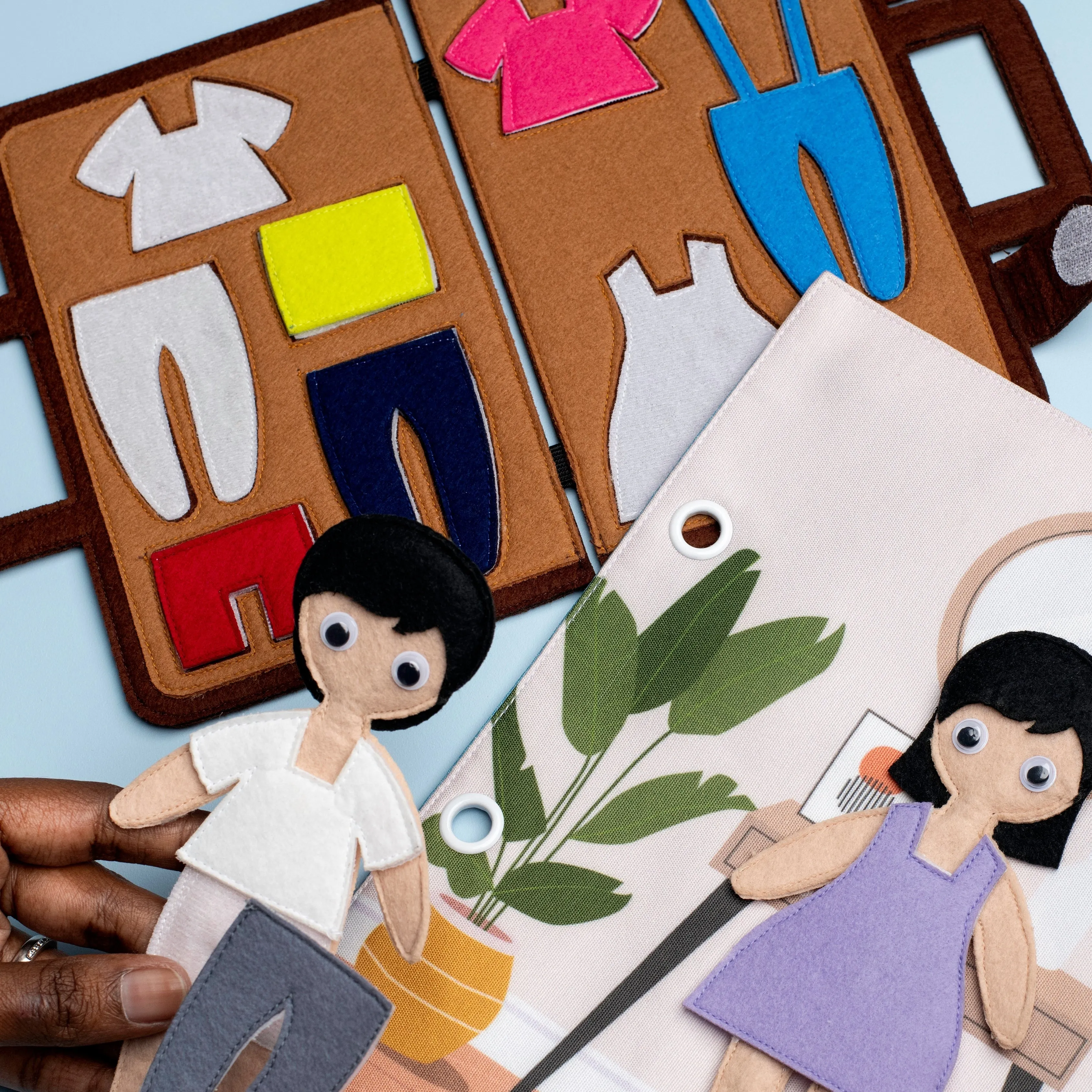 Suitcase- Dress Up Page